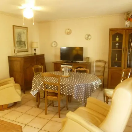 Casa vacanze Maison Royan, 4 Pièces, 6 Personnes - Fr-1-305-1490 Royan